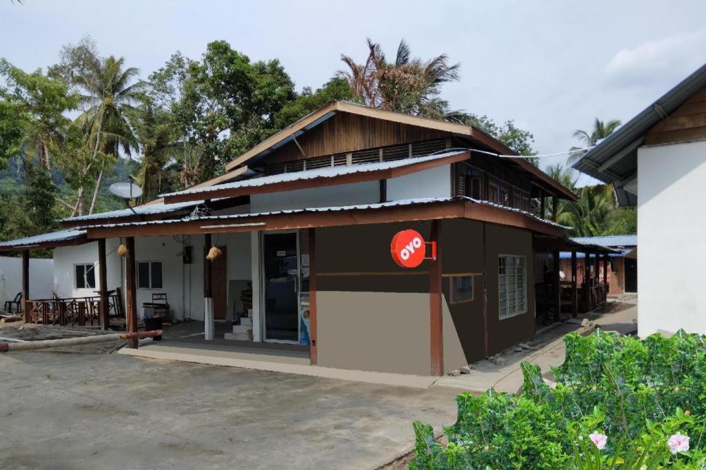Oyo 90176 D'Cruz Sunrise Villa Pantai Cenang  Kültér fotó